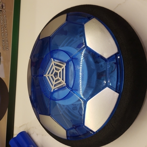 yixing Toys Hover Soccer Ages 3+ - Picture 6 of 12